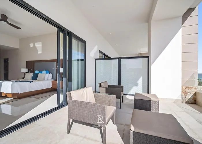 Three Bdr Ocean Front Lockoff - La Valencia Station touristique *