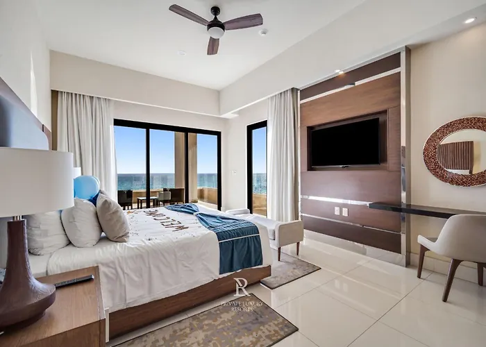 Three Bdr Ocean Front Lockoff - La Valencia *